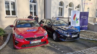  Kępińska policja ma dwa nowe nieoznakowane pojazdy [FILM]