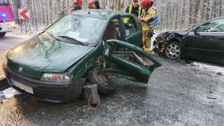  Wypadek dwóch samochodów Słupi pod Kępnem