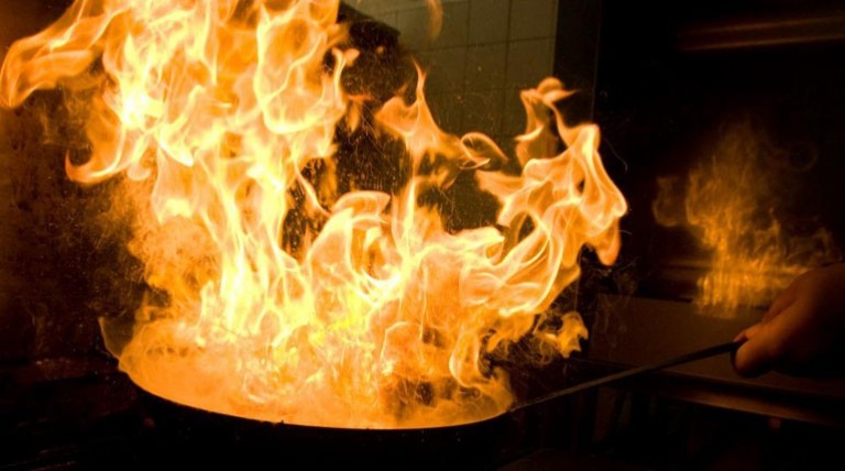  Olej z frytek przyczyną pożaru w kuchni