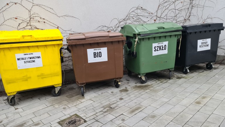  Czy śmieci powinny być częściej odbierane?
