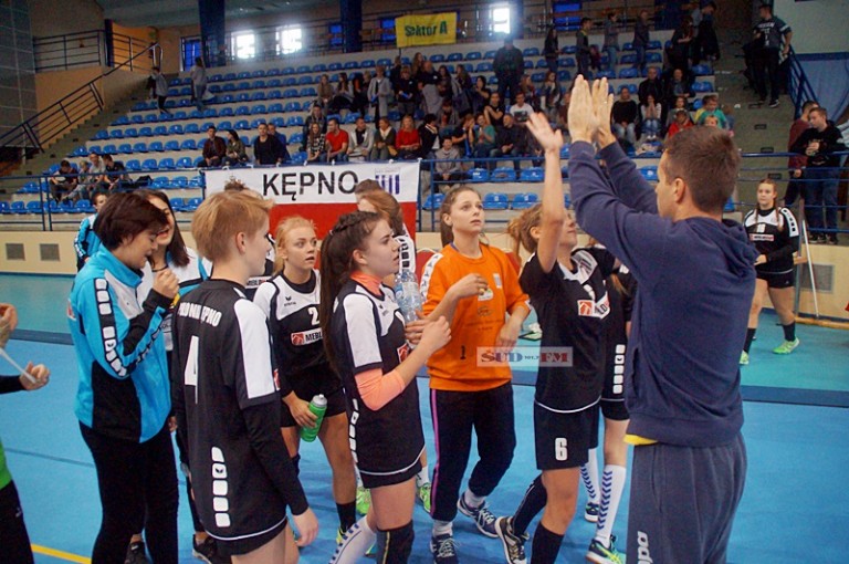  Handball Poznań - Polonia 16:48 (5:26)