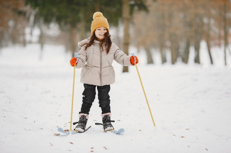  Obozy zimowe dla dzieci — jak się do tego przygotować?