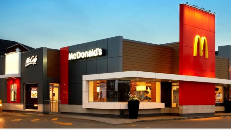  McDonald's przy S8