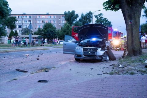  Wypadek w Wieruszowie. Sprawca wydmuchał 2 promile 