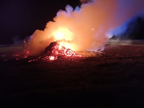  Pożar stogu w Chojęcinie