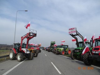  Rolnicy zablokowali dziś S8 pod Sieradzem 