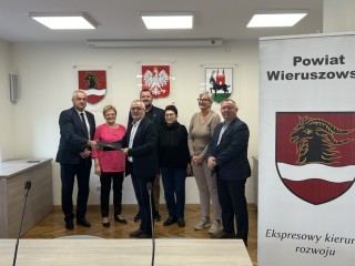  Blisko 11 mln zł na realizację potrzeb społecznych w powiecie wieruszowskim 